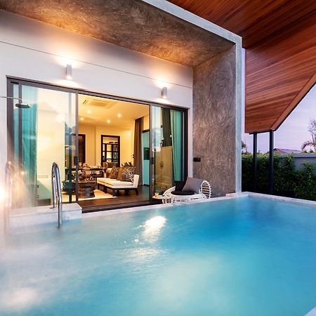 The 8 Pool Villa Чалонг Стая снимка