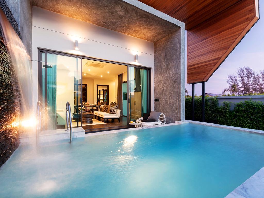 The 8 Pool Villa Чалонг Стая снимка